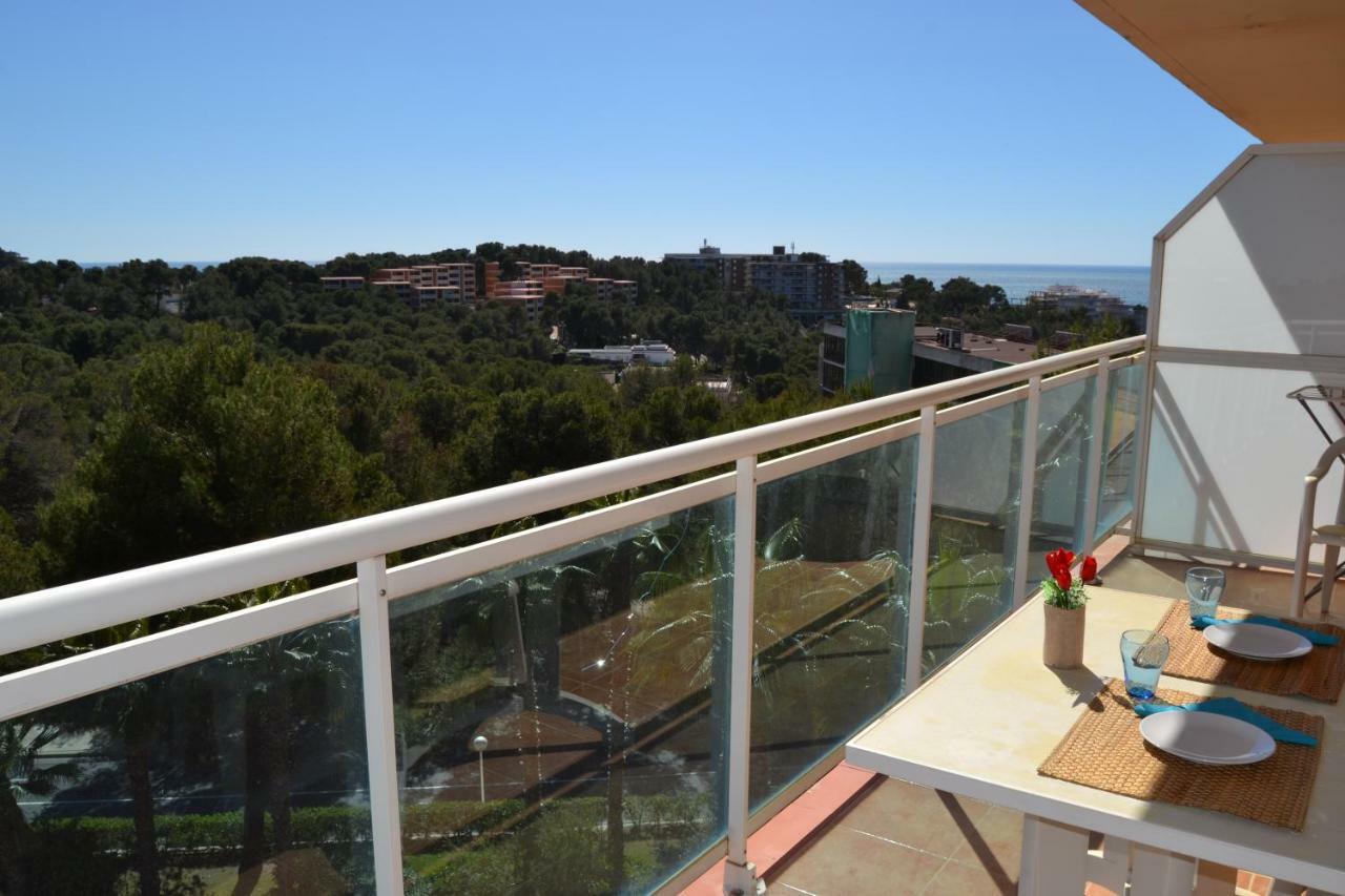 Lovely Familiar Apartment With Pool In Cap Salou Exteriör bild